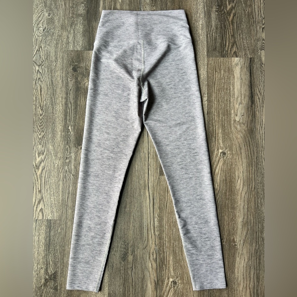 Beach Riot Leggings Gray Ayla Workout Leggings Size Medium High Waisted Slimming - Picture 7 of 8